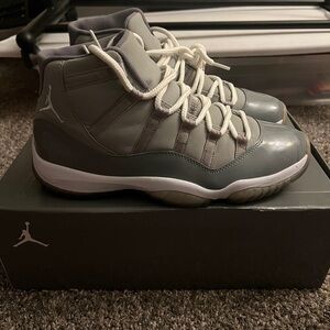 Jordan retro 11 cool grey